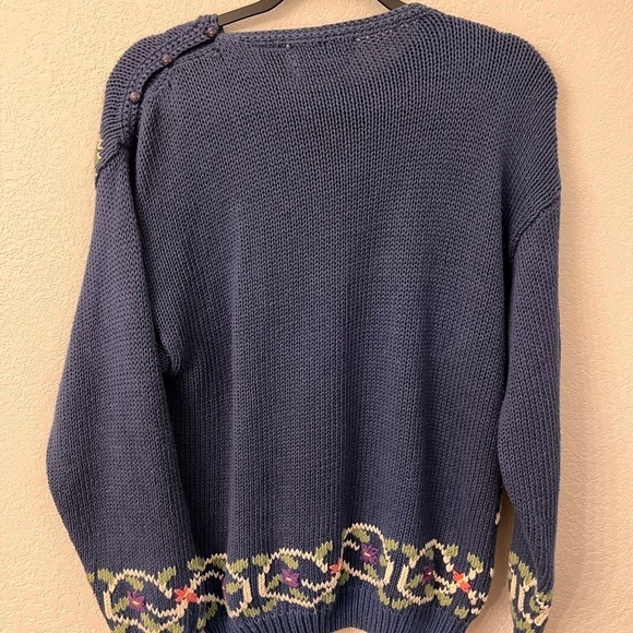 Northern Isles hand embroidered ramie sweater size medium - Picture 2 of 7